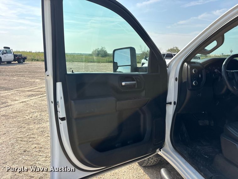 image for item FN3730 2021 GMC Sierra 2500 Crew Cab pickup truck