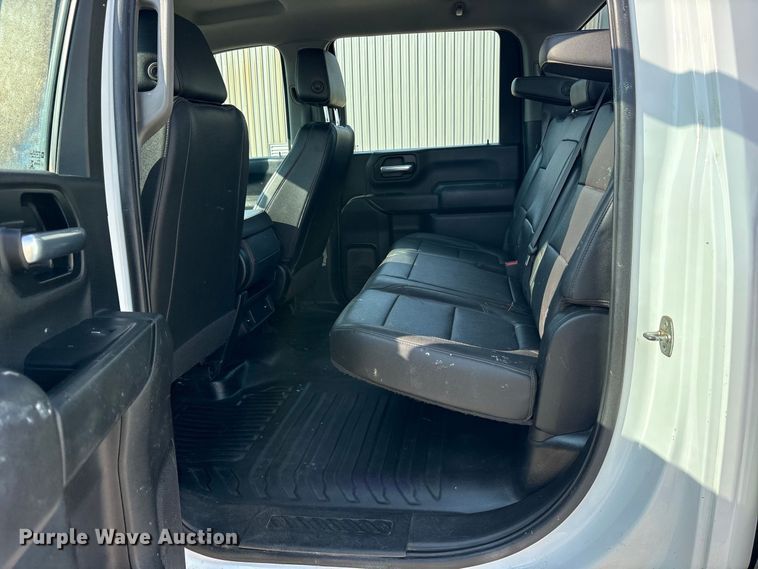 image for item FN3730 2021 GMC Sierra 2500 Crew Cab pickup truck