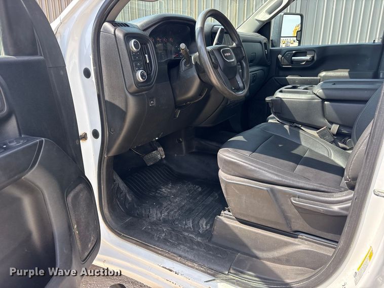 image for item FN3731 2021 GMC Sierra 2500 Crew Cab pickup truck