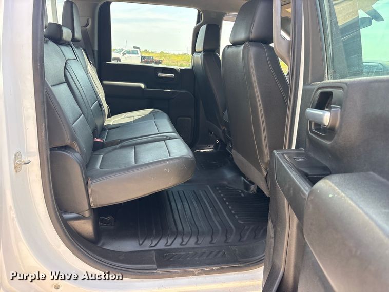 image for item FN3731 2021 GMC Sierra 2500 Crew Cab pickup truck