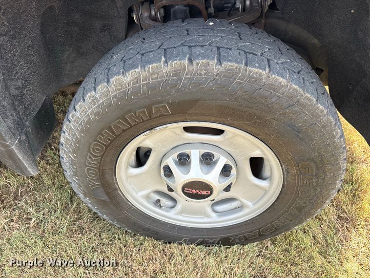 image for item FN3732 2021 GMC Sierra 2500 Crew Cab pickup truck
