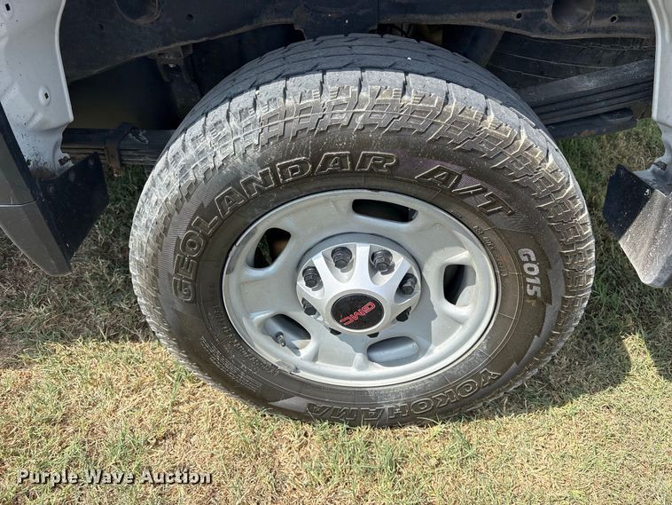 image for item FN3732 2021 GMC Sierra 2500 Crew Cab pickup truck