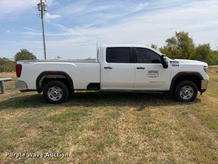 image for item FN3733 2022 GMC Sierra 2500 Crew Cab pickup truck
