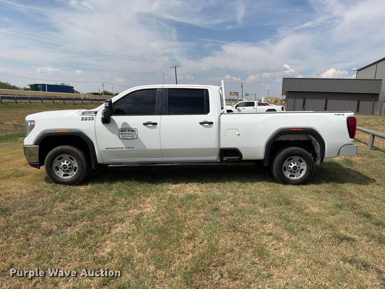 image for item FN3733 2022 GMC Sierra 2500 Crew Cab pickup truck