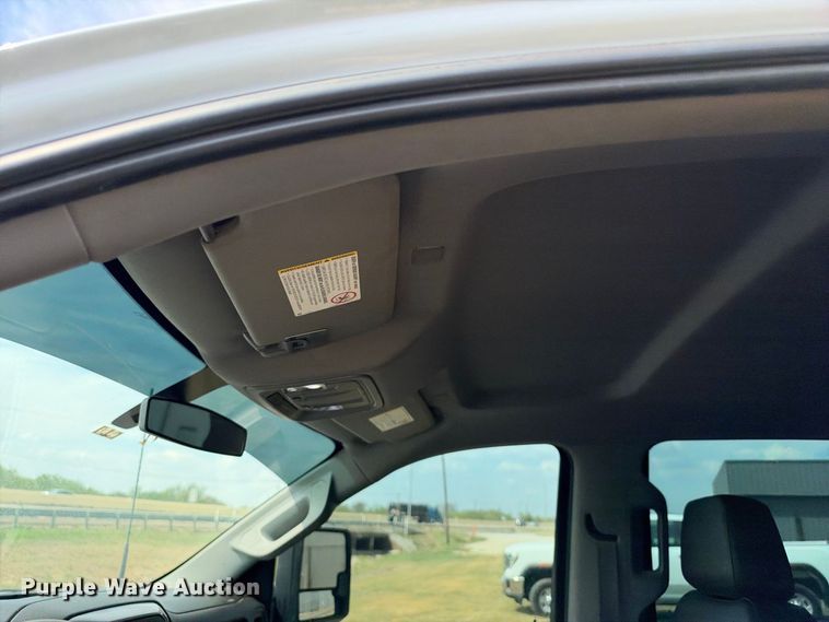 image for item FN3733 2022 GMC Sierra 2500 Crew Cab pickup truck