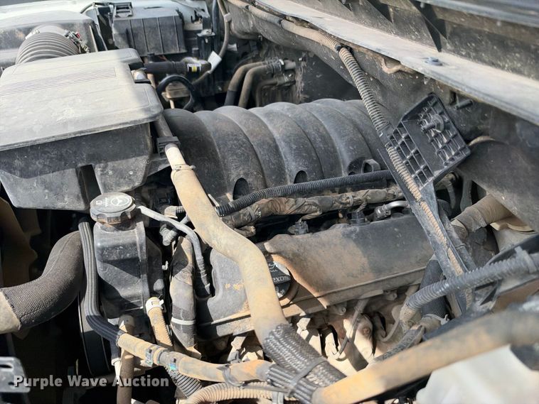 image for item FN3733 2022 GMC Sierra 2500 Crew Cab pickup truck