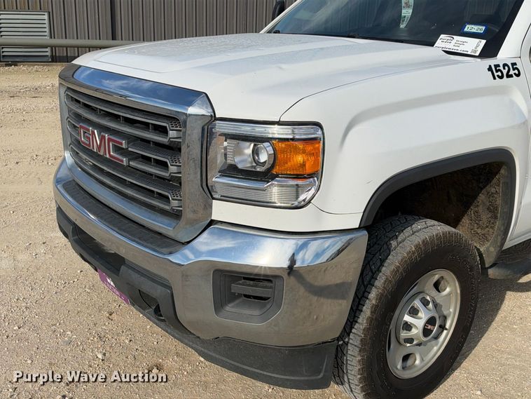 image for item FN3734 2015 GMC Sierra 2500 4X4 Ext. Cab pickup truck