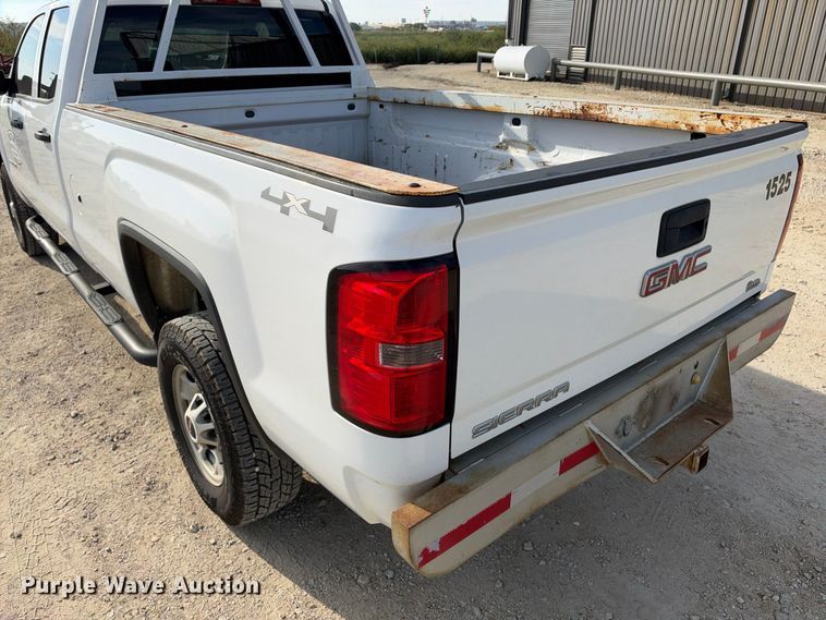 image for item FN3734 2015 GMC Sierra 2500 4X4 Ext. Cab pickup truck