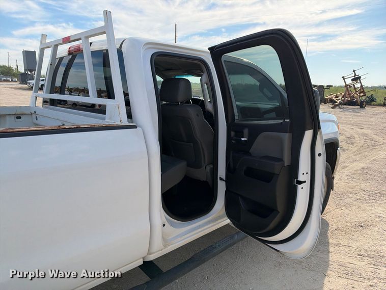 image for item FN3734 2015 GMC Sierra 2500 4X4 Ext. Cab pickup truck