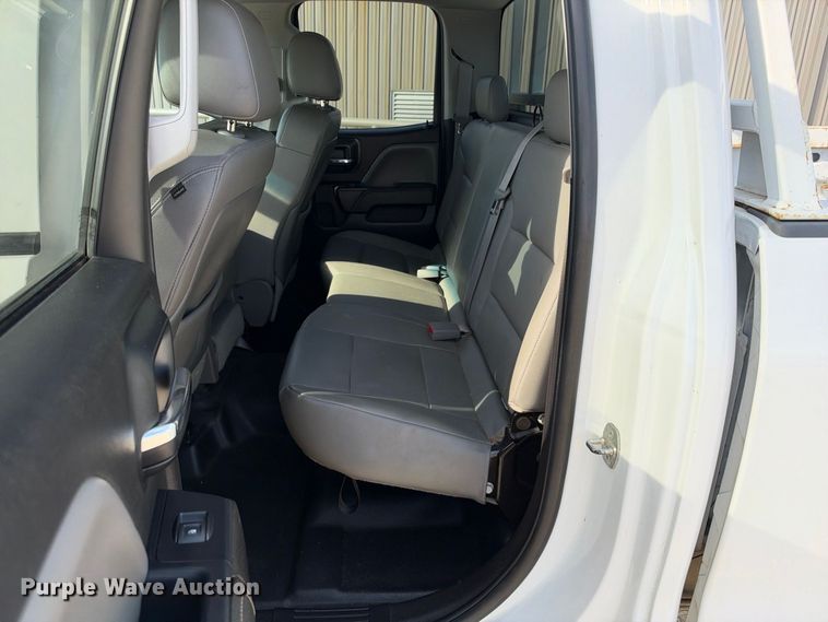 image for item FN3734 2015 GMC Sierra 2500 4X4 Ext. Cab pickup truck