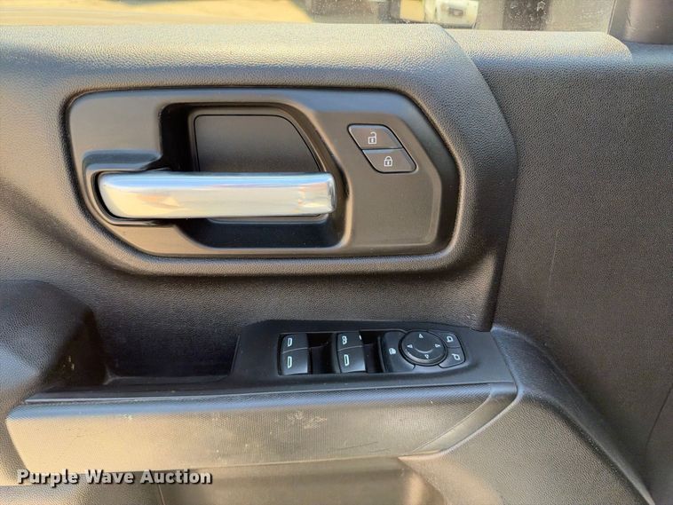 image for item FN3736 2021 GMC Sierra 2500 Crew Cab pickup truck