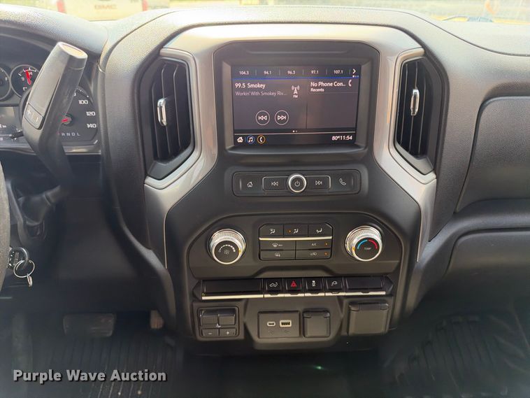 image for item FN3736 2021 GMC Sierra 2500 Crew Cab pickup truck