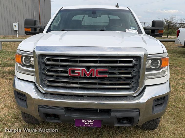 image for item FN3737 2018 GMC Sierra Crew Cab pickup truck