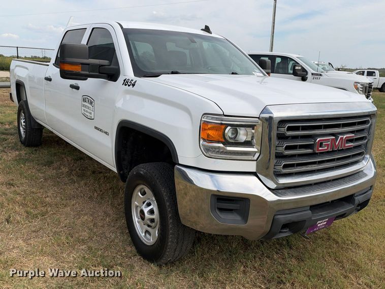 image for item FN3737 2018 GMC Sierra Crew Cab pickup truck