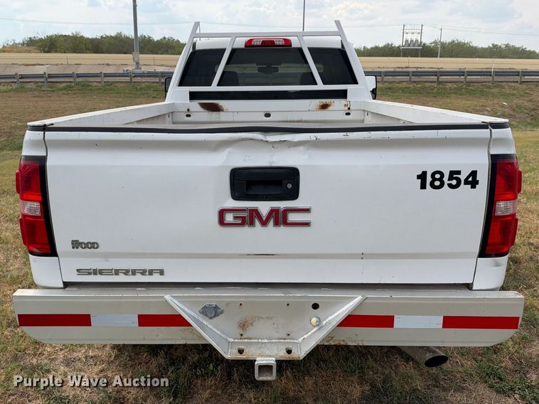 image for item FN3737 2018 GMC Sierra Crew Cab pickup truck