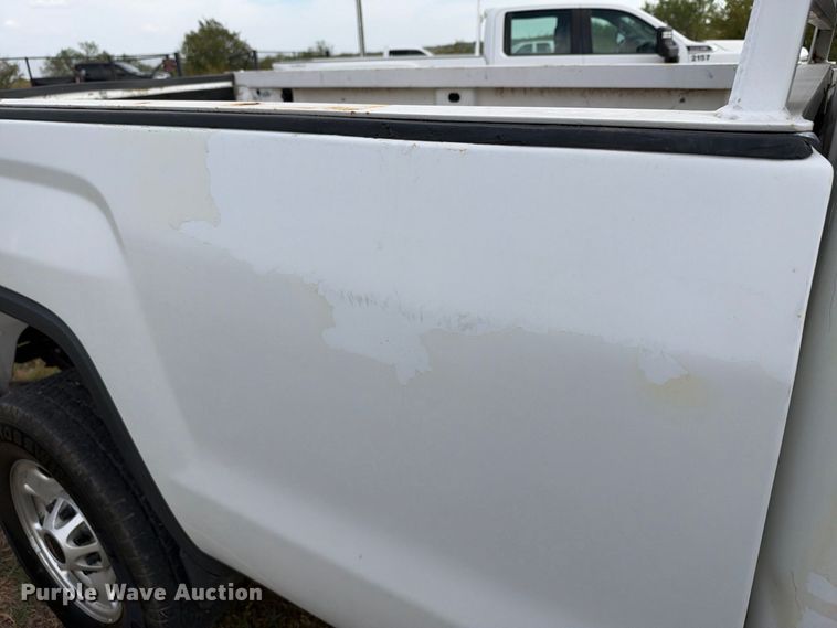 image for item FN3737 2018 GMC Sierra Crew Cab pickup truck