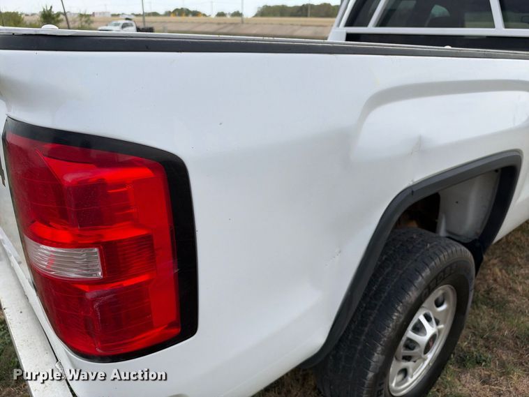 image for item FN3737 2018 GMC Sierra Crew Cab pickup truck