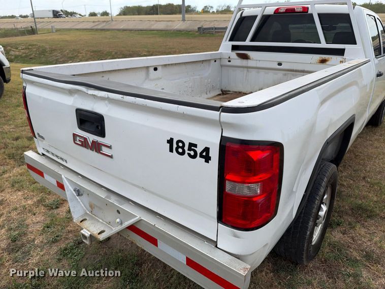 image for item FN3737 2018 GMC Sierra Crew Cab pickup truck