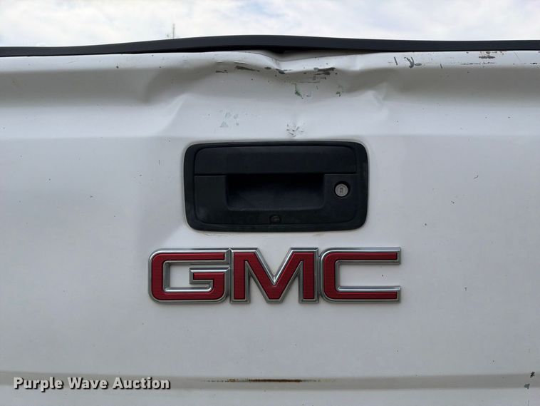 image for item FN3737 2018 GMC Sierra Crew Cab pickup truck