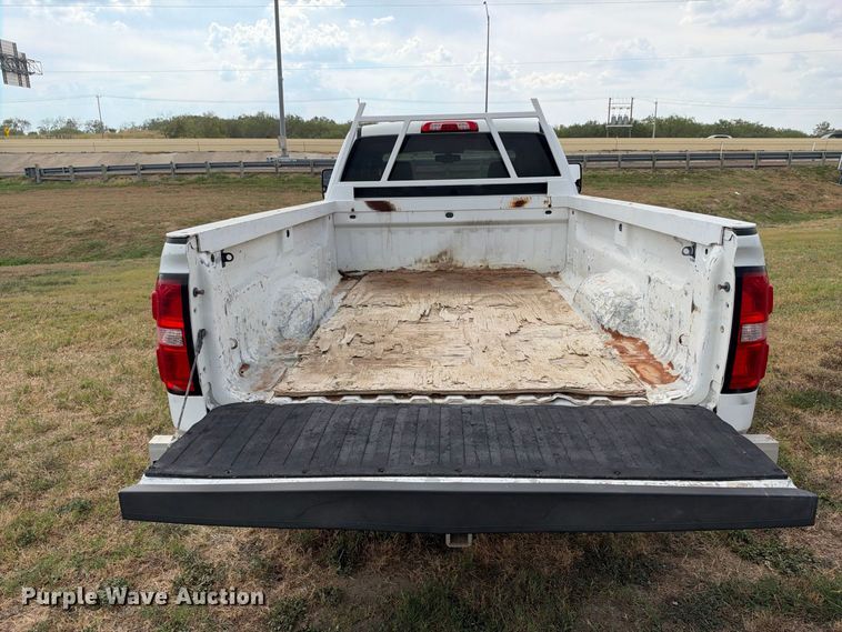 image for item FN3737 2018 GMC Sierra Crew Cab pickup truck