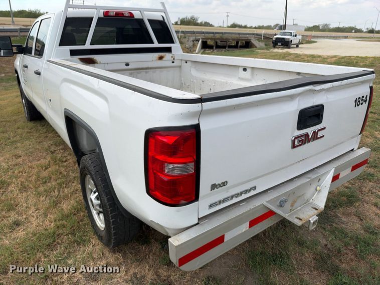 image for item FN3737 2018 GMC Sierra Crew Cab pickup truck