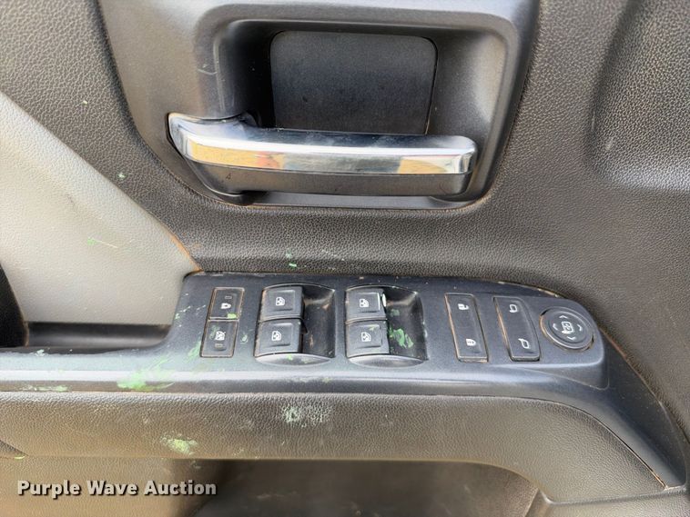 image for item FN3737 2018 GMC Sierra Crew Cab pickup truck