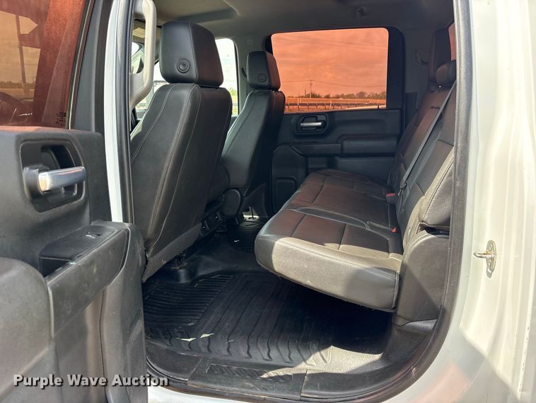 image for item FN3738 2021 GMC Sierra 2500 Crew Cab pickup truck