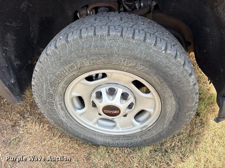 image for item FN3738 2021 GMC Sierra 2500 Crew Cab pickup truck
