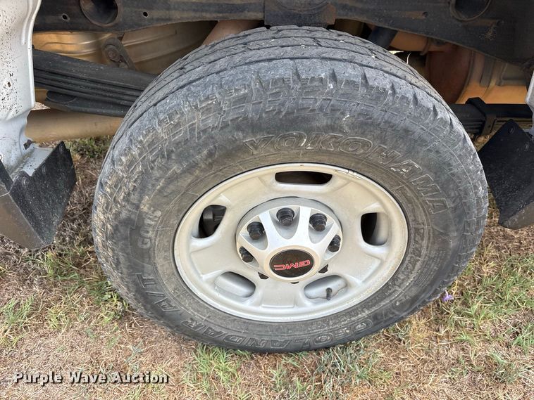 image for item FN3738 2021 GMC Sierra 2500 Crew Cab pickup truck