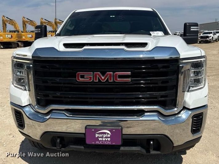 image for item FN3739 2022 GMC Sierra 2500 Crew Cab pickup truck