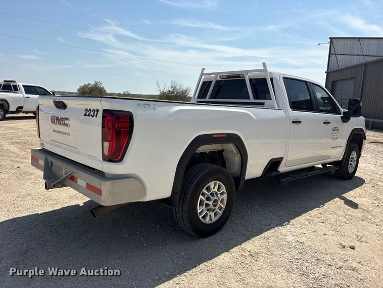 image for item FN3739 2022 GMC Sierra 2500 Crew Cab pickup truck