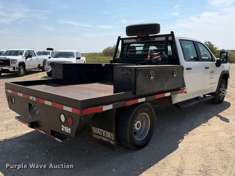 image for item FN3740 2021 GMC Sierra 3500 Crew Cab flatbed pickup truck