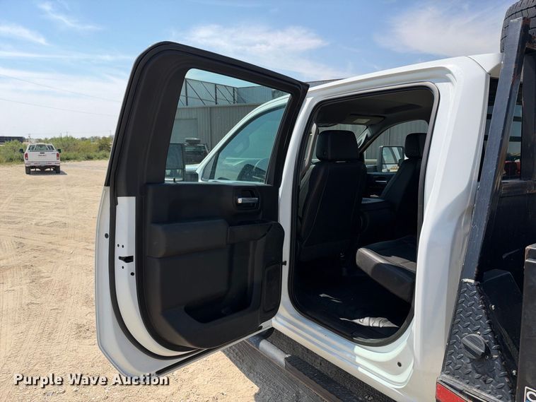 image for item FN3740 2021 GMC Sierra 3500 Crew Cab flatbed pickup truck