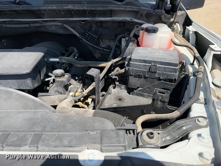 image for item FN3740 2021 GMC Sierra 3500 Crew Cab flatbed pickup truck