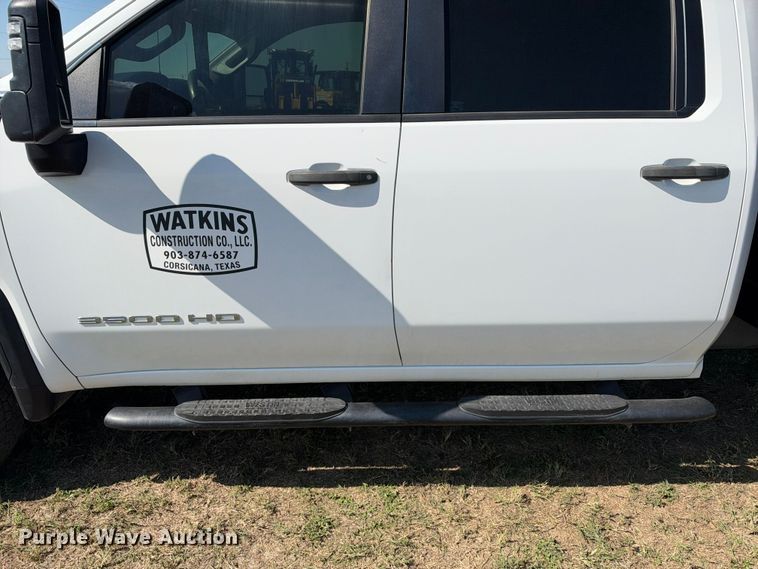 image for item FN3741 2021 GMC Sierra 3500 4X4 Crew Cab flatbed pickup truck