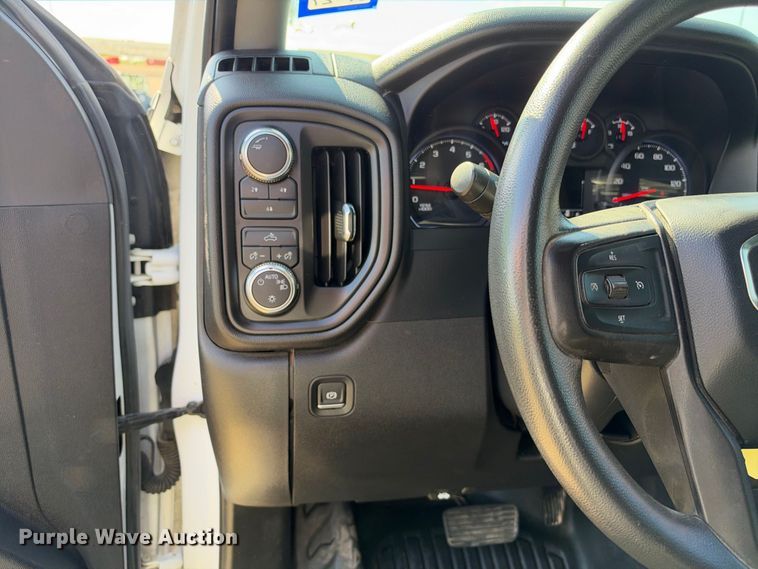 image for item FN3741 2021 GMC Sierra 3500 4X4 Crew Cab flatbed pickup truck