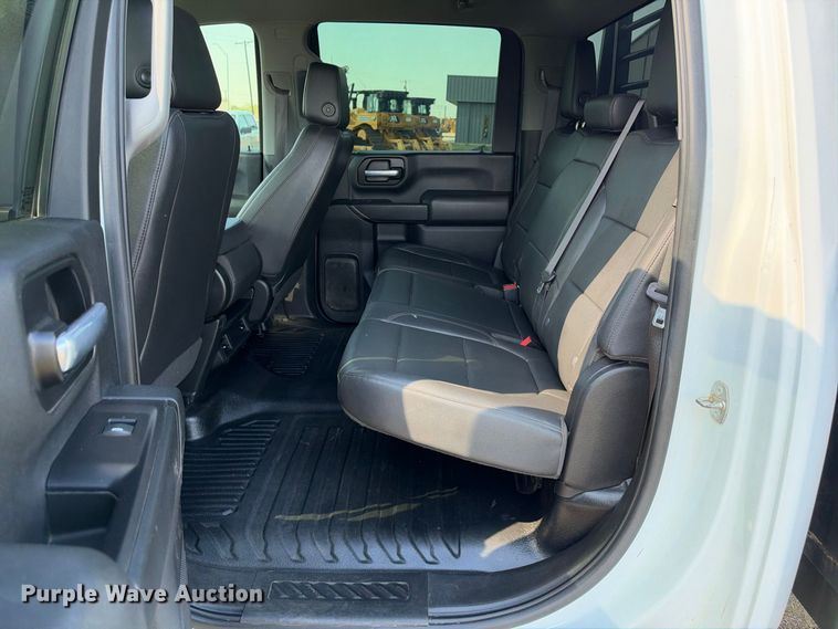 image for item FN3741 2021 GMC Sierra 3500 4X4 Crew Cab flatbed pickup truck