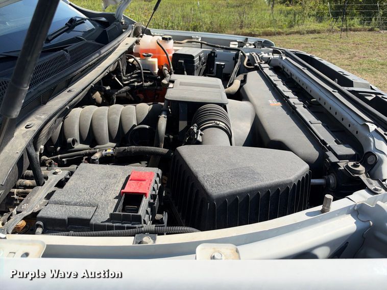 image for item FN3741 2021 GMC Sierra 3500 4X4 Crew Cab flatbed pickup truck