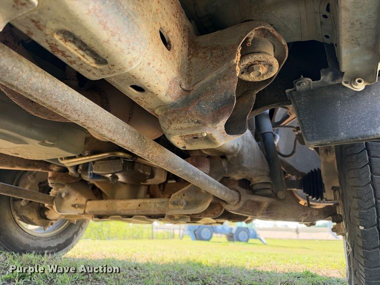 image for item FN3741 2021 GMC Sierra 3500 4X4 Crew Cab flatbed pickup truck