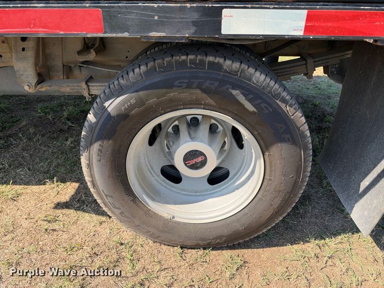 image for item FN3741 2021 GMC Sierra 3500 4X4 Crew Cab flatbed pickup truck