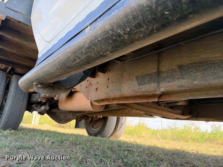 image for item FN3744 2021 GMC Sierra 3500 4X4 Crew Cab flatbed pickup truck
