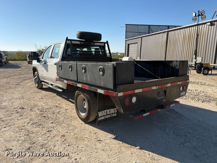 image for item FN3746 2021 GMC Sierra 3500HD 4X4 Crew Cab flatbed pickup truck