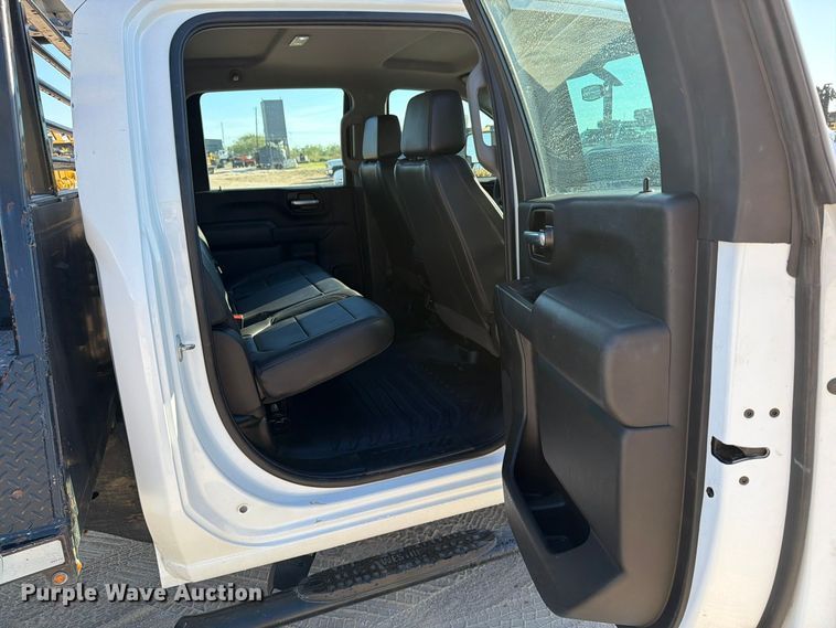 image for item FN3746 2021 GMC Sierra 3500HD 4X4 Crew Cab flatbed pickup truck