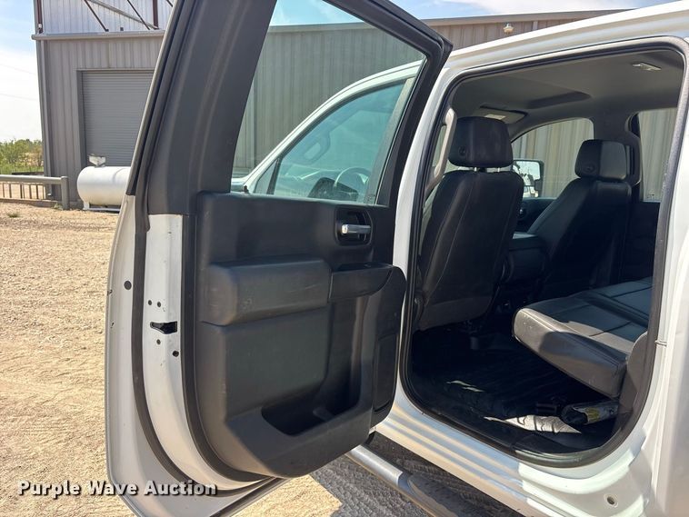 image for item FN3747 2021 GMC Sierra 3500 Crew Cab flatbed pickup truck