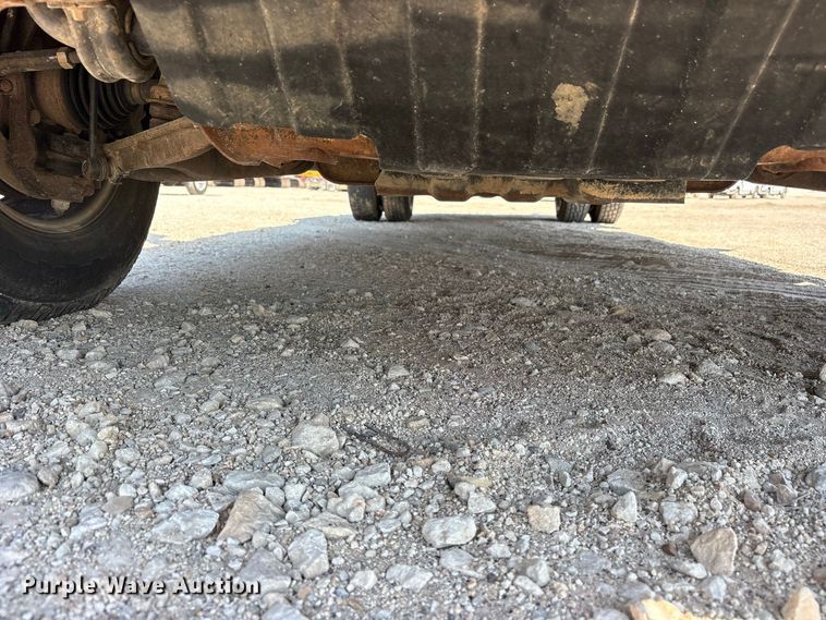 image for item FN3747 2021 GMC Sierra 3500 Crew Cab flatbed pickup truck