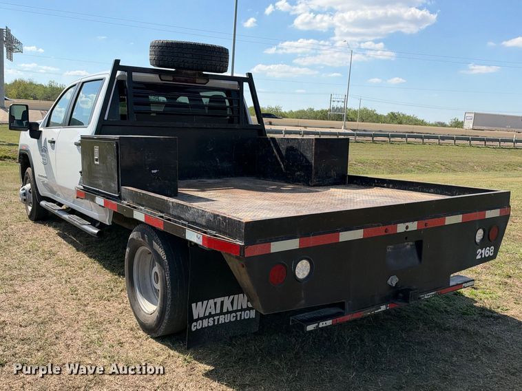 image for item FN3748 2021 GMC Sierra 3500 4X4 Crew Cab flatbed pickup truck