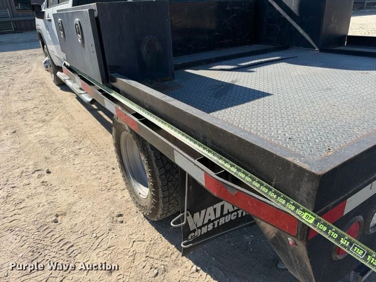 image for item FN3749 2021 GMC Sierra 3500HD 4X4 Crew Cab flatbed pickup truck