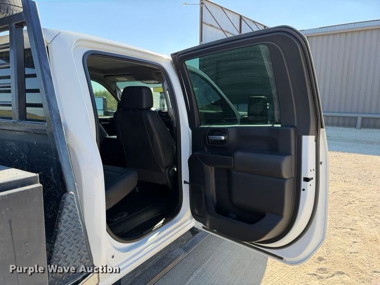 image for item FN3749 2021 GMC Sierra 3500HD 4X4 Crew Cab flatbed pickup truck