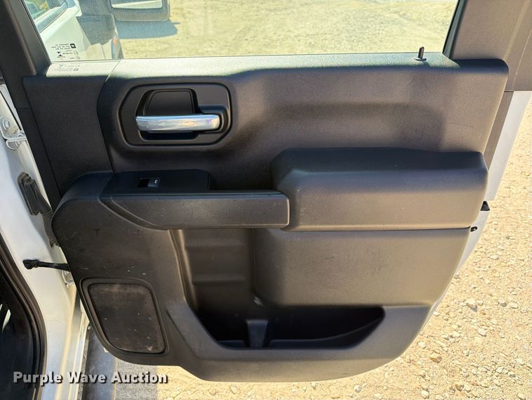 image for item FN3750 2021 GMC Sierra 3500HD 4X4 Crew Cab flatbed pickup truck