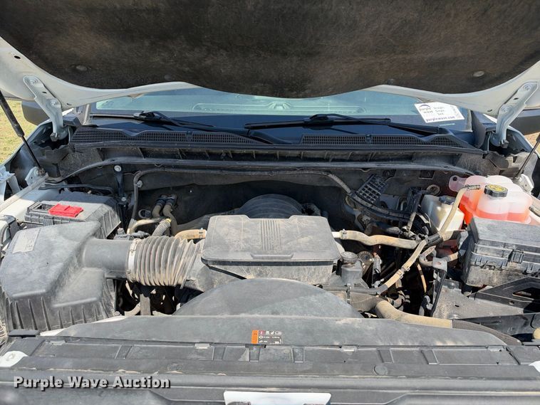 image for item FN3751 2021 GMC Sierra 3500 4X4 Crew Cab flatbed pickup truck